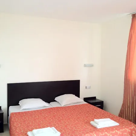 Tia Maria - Premium Hotel