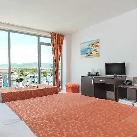 Hotel Tia Maria - Premium