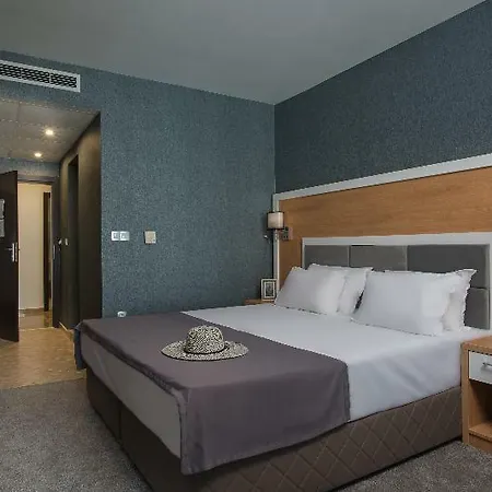 Tia Maria - Premium Hotel 3*